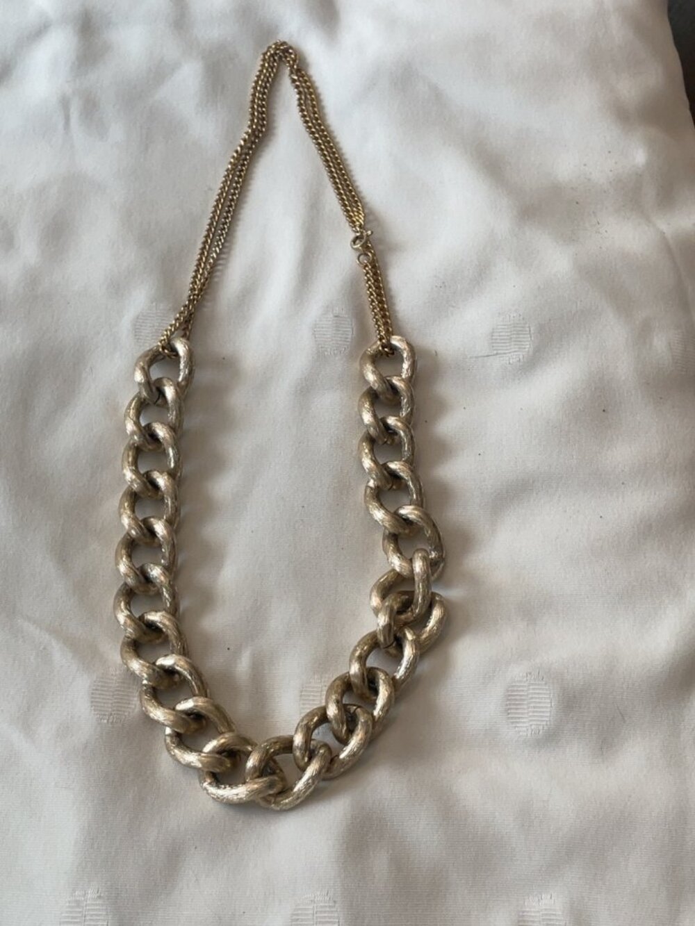 Vintage Chunky Two Tone Textured Chain Necklace